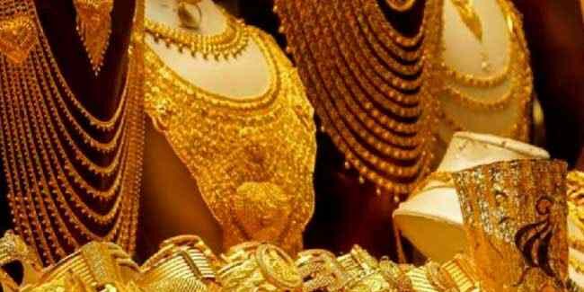 4 साल में सबसे बड़ी गिरावट, Gold and Silver क्यों टूटे?