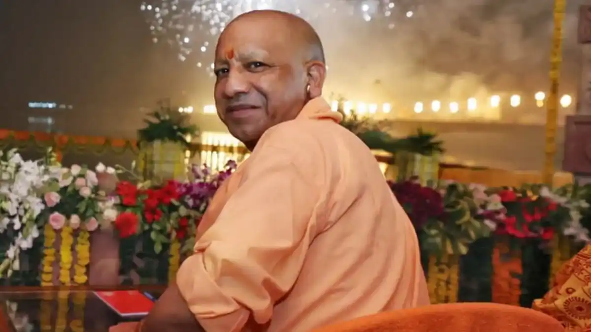 Ayodhya Deepotsav 2025 बना अद्भुत अनुभव