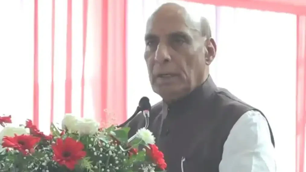 BrahMos Missile: भारत अब ‘टेकर’ नहीं, ‘गिवर’ की भूमिका में: रक्षा मंत्री राजनाथ सिंह