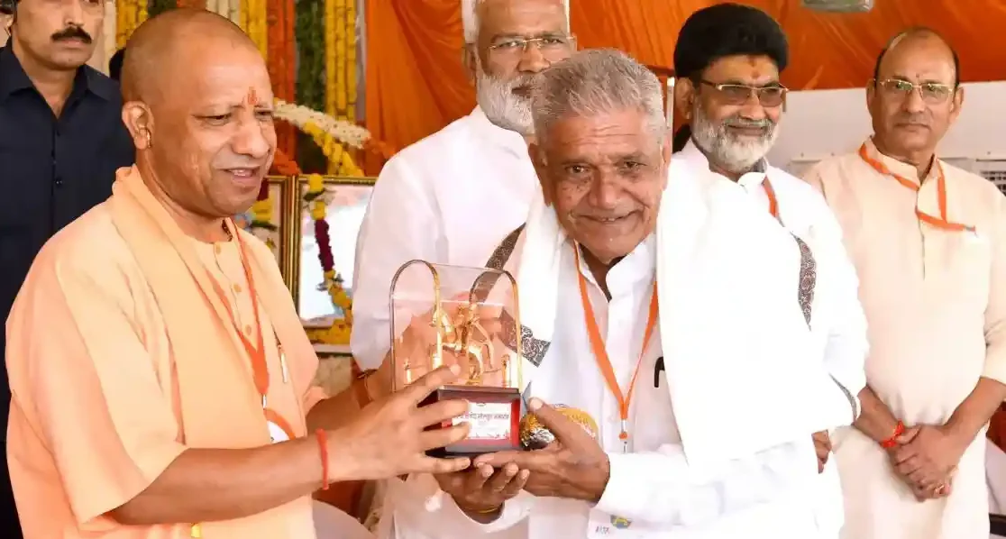 झांसी में सीएम योगी ने की Mini Stadium बनाने की घोषणा