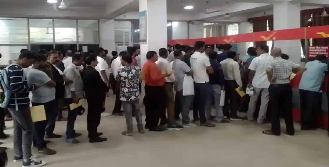 Allahabad High Court और डाकघरों में Server Down