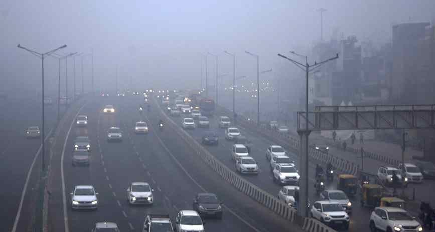 UP Weather Forecast: ठंड के साथ बढ़ेगा कोहरा