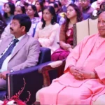 सिंगापुर में गूंजा ‘योगी हैं तो यूपी है’, महिलाओं की सुरक्षा पर भावुक हुई प्रवासी बहन