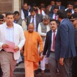 सीएम योगी सिंगापुर-जापान दौरा: चार दिवसीय विदेश यात्रा पर रवाना, 18 सदस्यीय प्रतिनिधिमंडल में वित्त मंत्री भी शामिल