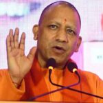 PMAY शहरी 2.0: ‘खाता चेक करिए पैसा आ गया होगा’, लाभार्थियों से सीएम योगी का सहज संवाद