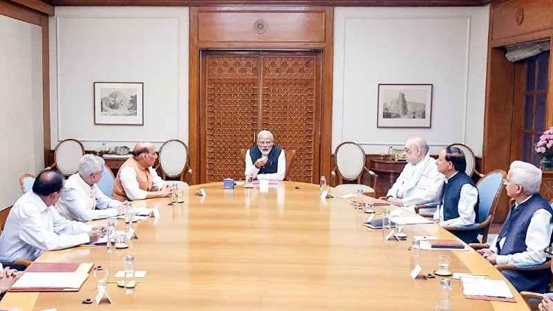 इस्राइल-ईरान युद्ध- पीएम मोदी ने बुलाई CCS बैठक