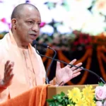 PMAY 2.0: माफियाओं से छुड़ाई जमीनों पर बनेंगे आवास, CM योगी बोले—शिक्षकों, वकीलों और पत्रकारों के लिए भी होगी योजना