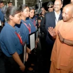 नोएडा घटना पर CM योगी का बड़ा संदेश: बाहरी हस्तक्षेप से बचें, तभी संभव है औद्योगिक प्रगति