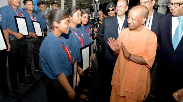 नोएडा घटना पर CM योगी का बड़ा संदेश