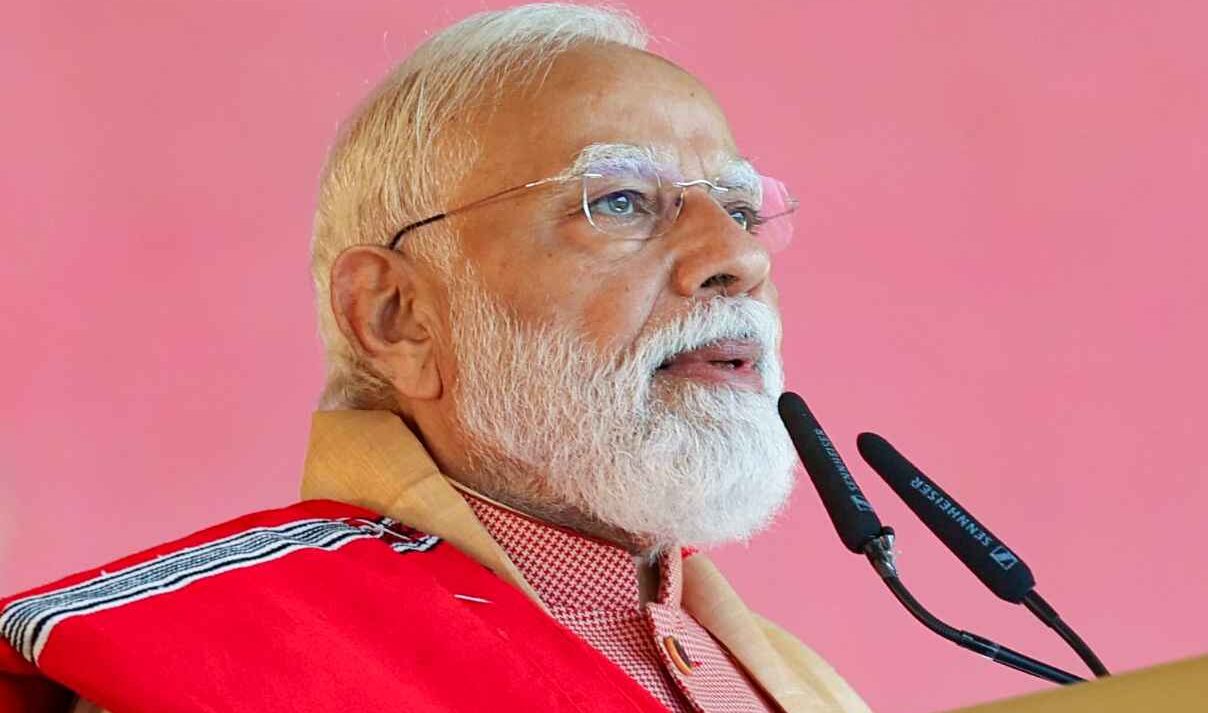 पीएम मोदी ने भाजपा कार्यकर्ता की तारीफ