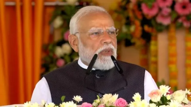 हरदोई में PM मोदी का विपक्ष पर तीखा प्रहार