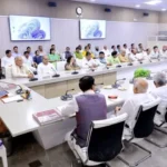 CM योगी का बड़ा संदेश: मंत्री करें सार्वजनिक परिवहन का उपयोग, ईंधन बचत को बताया राष्ट्रीय दायित्व