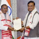असम में नई सरकार की तैयारी तेज, हिमंत बिस्व सरमा ने मुख्यमंत्री पद से दिया इस्तीफा