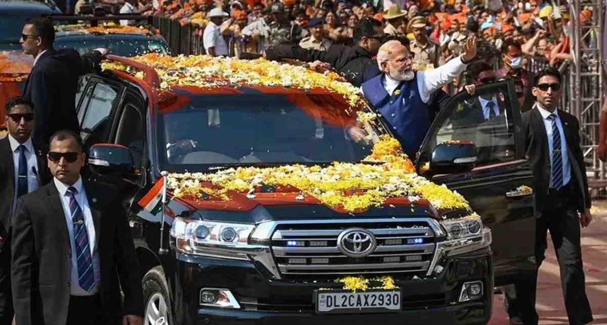 पीएम मोदी के काफिले में 50% कटौती, मंत्रियों और राज्यों ने भी अपनाया ईंधन बचत मॉडल