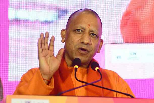 यूपी में रूल ऑफ लॉ, अपराधियों में भय, बस्तर में बोले मुख्यमंत्री योगी