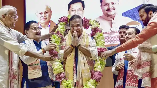 लगातार दूसरी बार विधायक दल के नेता चुने गए हिमंत बिस्वा सरमा