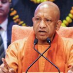 रेस्क्यू ऑपरेशन: सिद्धार्थनगर में पानी की टंकी पर फंसे बच्चों को सीएम योगी के निर्देश पर एयरफोर्स ने किया एयरलिफ्ट