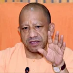CM योगी ने गोरखपुर-आजमगढ़ की विकास परियोजनाओं की समीक्षा की, अधिकारियों को समयसीमा में काम पूरा करने का निर्देश