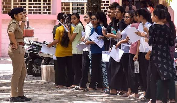 NEET UG Exam 2026, OMR शीट में कैद हुआ 22 लाख छात्रों का डॉक्टर बनने का सपना