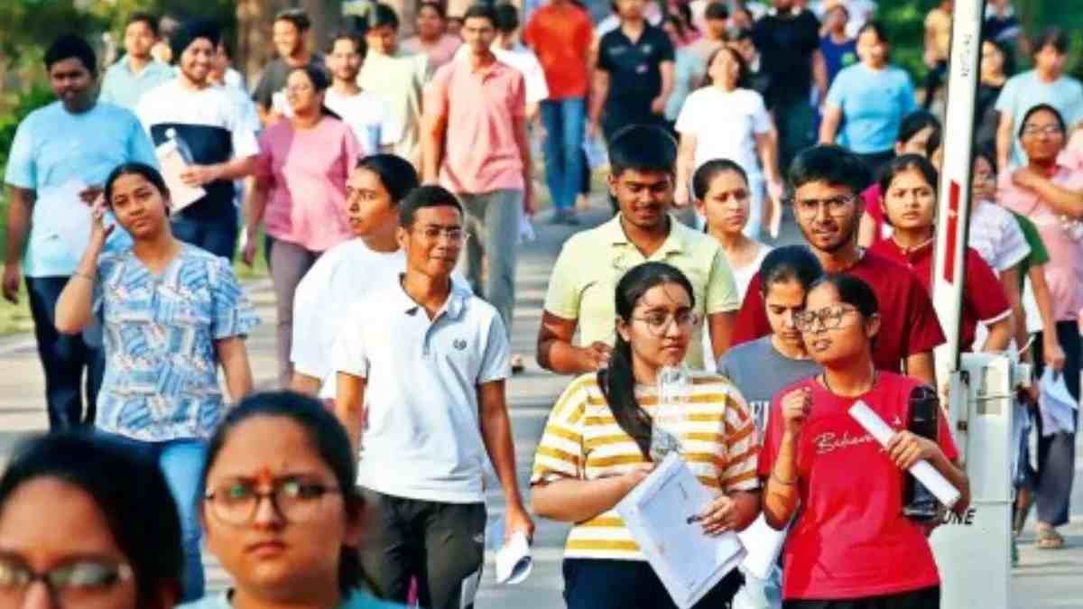 NEET री-एग्जाम 2026 आज, पहली बार एयरफोर्स ने पहुंचाए प्रश्नपत्र