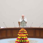 पीएम मोदी का ऐतिहासिक रिकॉर्ड: 4399 दिन पूरे, कैबिनेट ने पारित किया सराहना प्रस्ताव, मिला स्टैंडिंग ओवेशन