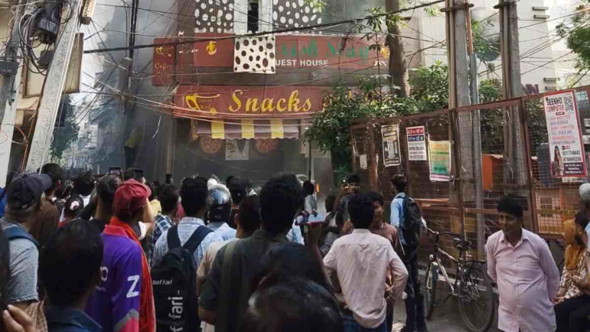 मालवीय नगर आग हादसा, दिल्ली के रेस्टोरेंट में भीषण आग