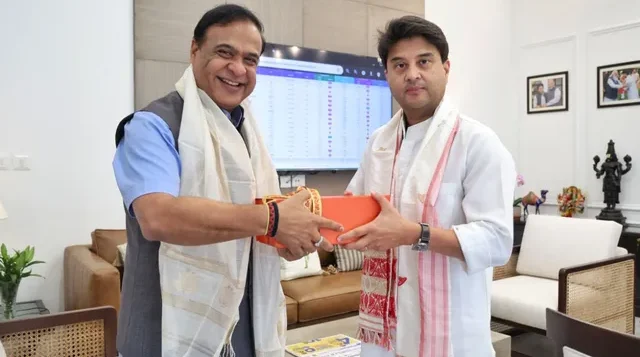 मिशन स्नेहजोरी,असम के मूंगा सिल्क को मिलेगी वैश्विक उड़ान