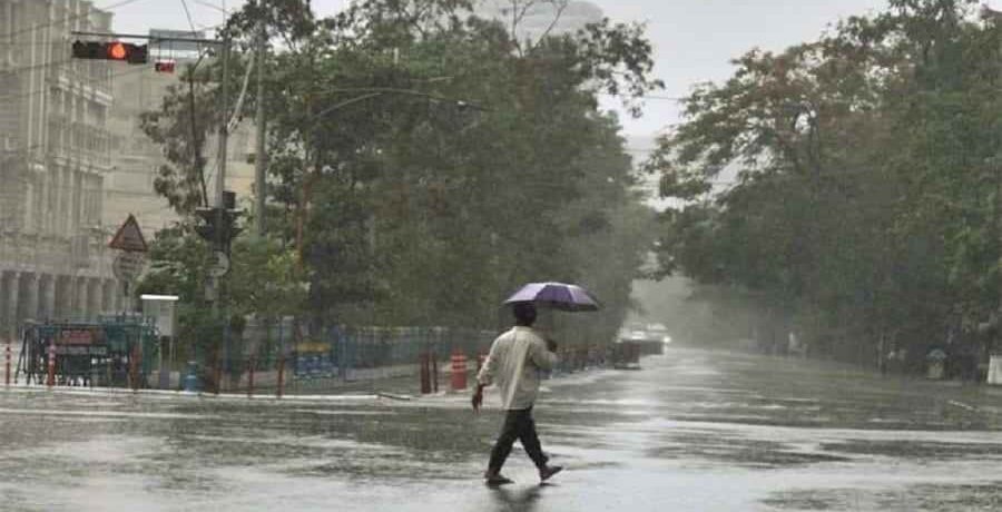 यूपी में मानसून की एंट्री, तराई में झमाझम बारिश से बदला मौसम