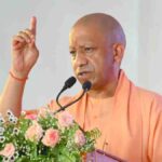 लखनऊ अग्निकांड की सूचना मिलते ही अलीगढ़ से लौटे सीएम योगी, विकास कार्यक्रमों के बाद सभी बैठकें कीं निरस्त
