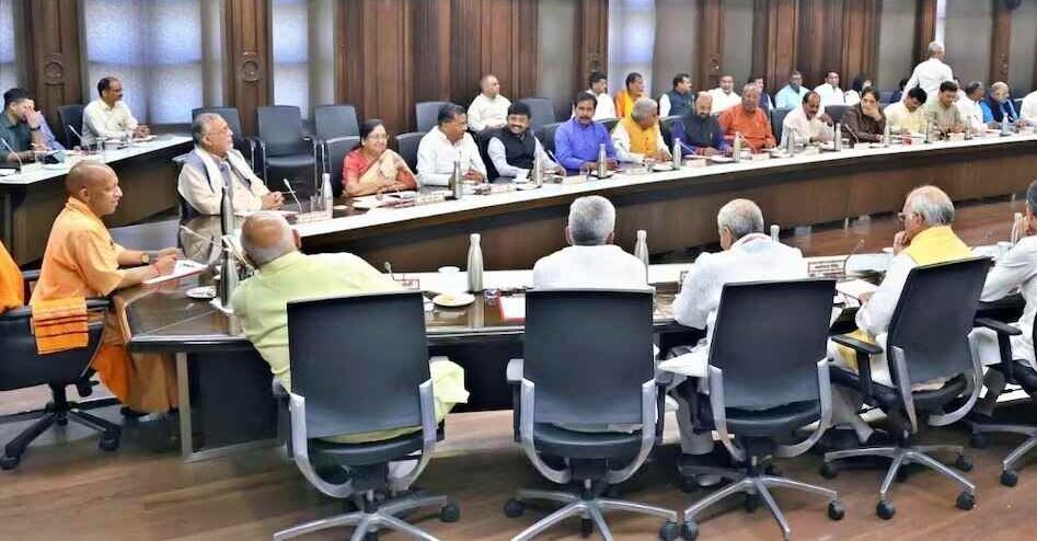 संपत्ति का ब्योरा न देने वाले कर्मचारियों का वेतन होगा जारी, लेकिन प्रमोशन पर रहेगी रोक