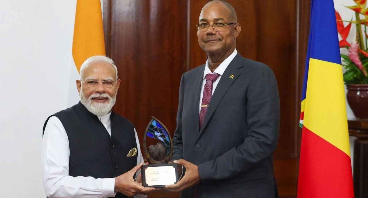 सेशेल्स में पीएम मोदी का सम्मान, मिला सर्वोच्च 'गार्जियन ऑफ द ब्लू होराइजन' अवॉर्ड