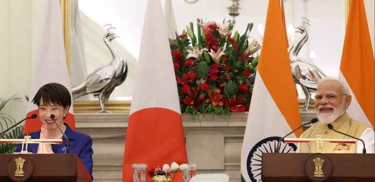 PM मोदी ने जापानी प्रधानमंत्री को बताया छोटी बहन