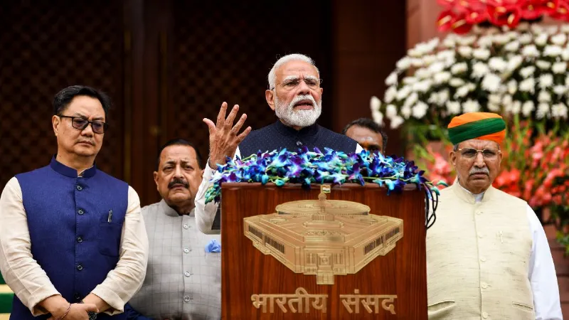 पेपर लीक पर मोदी सरकार सख्त, 10 साल की जेल और 10 करोड़ जुर्माने