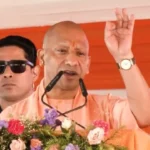 बहराइच में CM योगी ने मंच से दो विधायकों का लिया नाम, सियासी गलियारों में तेज हुई चर्चाएं