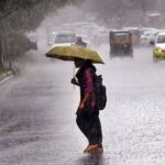 यूपी में भारी बारिश का अलर्ट: 18 जुलाई तक कई जिलों में आंधी-तूफान और बिजली गिरने की चेतावनी