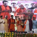 सीएम योगी का गोरखपुर में संदेश: ‘जातियों में बंटी पीढ़ी चुकाएगी कीमत’, बोले- भटहट-बांसस्थान अब बनेगा चमन की घाटी