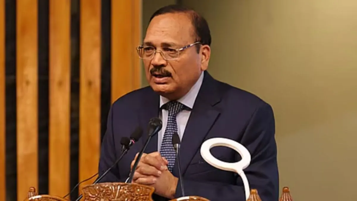 CJI सूर्यकांत की दोटूक टिप्पणी, 'न पुलिस को अत्यधिक बल प्रयोग की छूट मिले