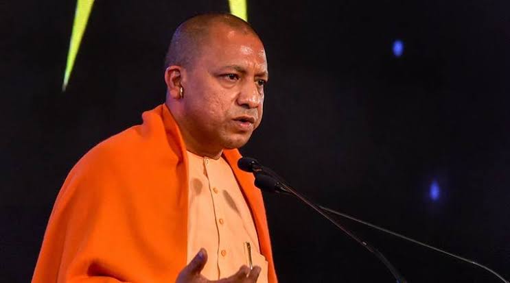 मुख्यमंत्री योगी आदित्यनाथ ने बढ़ाया कोटेदारों का मान