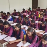 यूपी के परिषदीय स्कूलों में नया बदलाव, अगस्त से हर शनिवार होगा ‘बैगलेस डे’; AI से खेती तक सीखेंगे बच्चे
