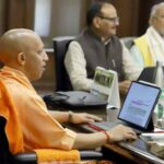 यूपी कैबिनेट के बड़े फैसले: मातृत्व अवकाश के नियम बदले, 3.50 लाख रसोइयों का मानदेय बढ़ा; अयोध्या में 4 लेन होगा पंचकोसी मार्ग
