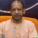 यूपी में चीनी जमाखोरों पर CM योगी सख्त, 400 टन से ज्यादा स्टॉक मिला तो कार्रवाई; जानें कितना है भंडार
