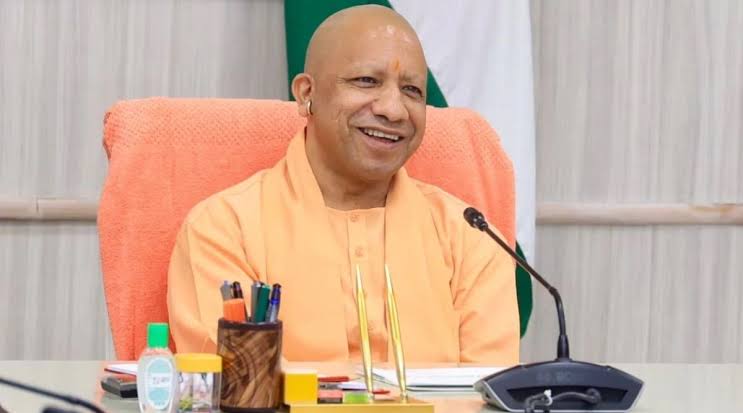 रक्षाबंधन पर महिलाओं को योगी सरकार का बड़ा तोहफा