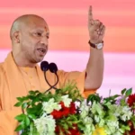 ‘भयमुक्त स्कूल से नाइट शिफ्ट तक बेटियां भर रहीं उड़ान’, रक्षाबंधन पर सीएम योगी ने दिखाई बदलते यूपी की तस्वीर