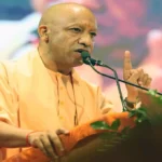 रक्षाबंधन से पहले योगी सरकार का रसोइयों को बड़ा तोहफा, मानदेय 3,000 रुपये और 5 लाख तक कैशलेस इलाज