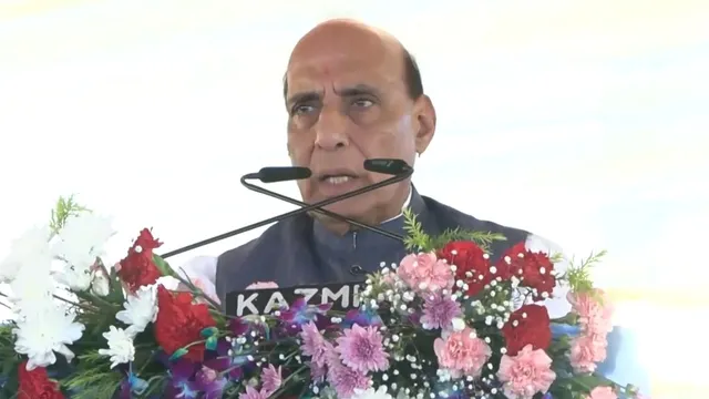राजनाथ सिंह ने लखनऊ को दी 100 करोड़ की सौगात