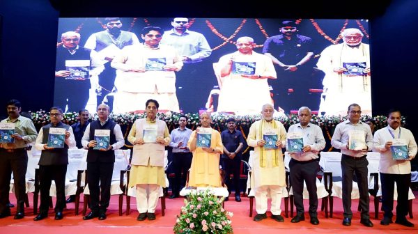 सीएम योगी बोले- हमारी पॉलिसी से युवाओं के सपनों को मिल रही उड़ान