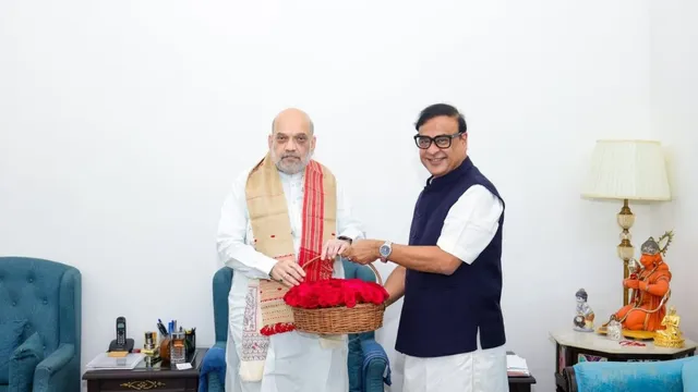 सीएम हिमंत बिस्वा सरमा ने अमित शाह से की मुलाकात
