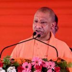 स्कूलों के जर्जर भवनों पर सीएम योगी का पलटवार, बोले- ‘जिनके इशारे पर दिखाए जा रहे, ये उन्हीं के स्मारक हैं’