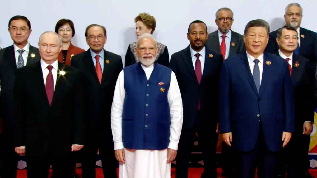 BRICS समिट के दूसरे दिन सामने आई फैमिली फोटो