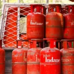 LPG सिलिंडर पर फिर लौट रहा दोहरी कीमत वाला सिस्टम, e-KYC नहीं कराया तो सब्सिडी से रह जाएंगे वंचित